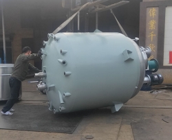 不銹鋼反應釜